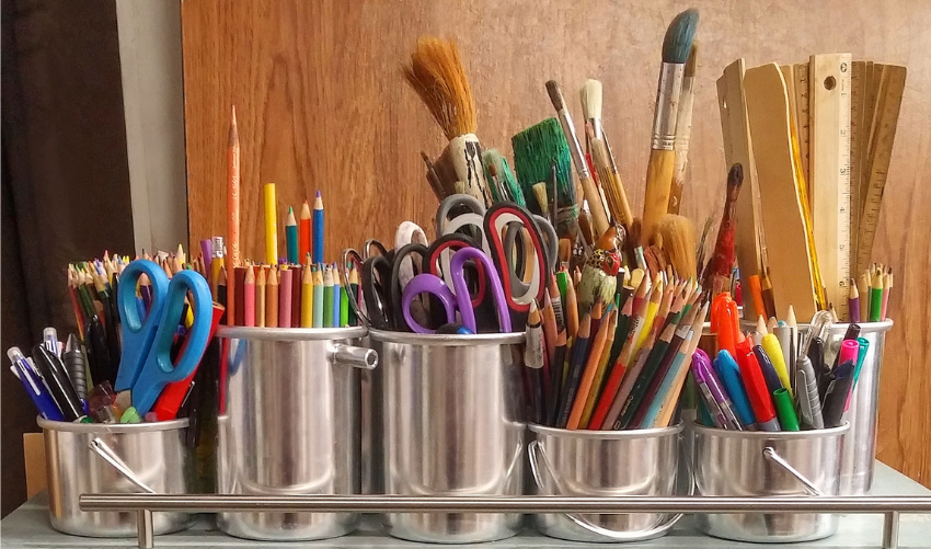 Sap Green in Art: History, Chemistry, and Modern Replacements