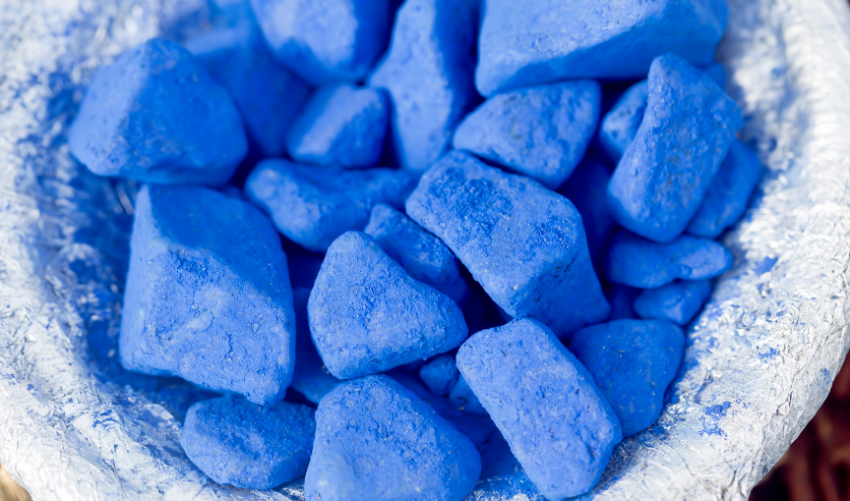 Cobalt Color: History, Pigments, and Artistic Uses