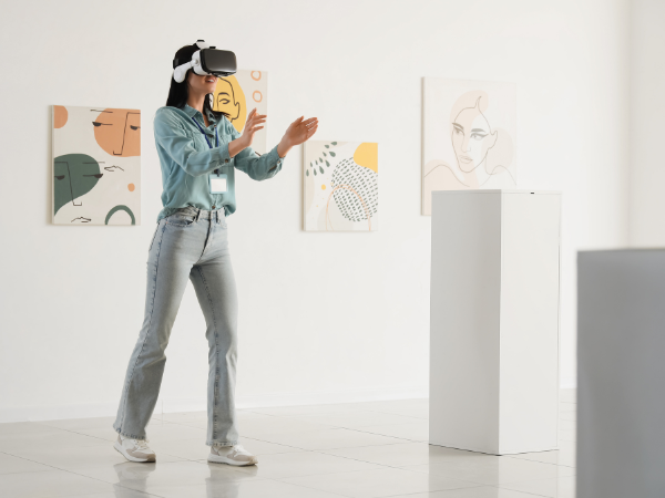 The Technology Behind Virtual Exhibitions: Tools That Bring Art to Life
