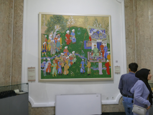 Questions Every Art Lover Should Ask at an Exhibition