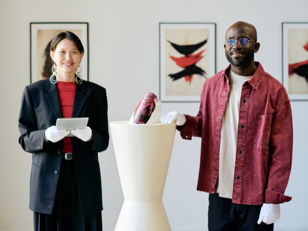 9 Things You Didn’t Know About Art Curators